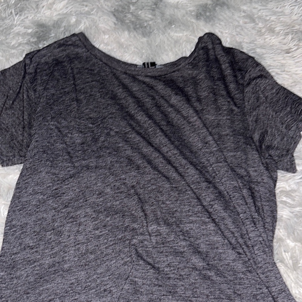 Forever 21 T-shirt